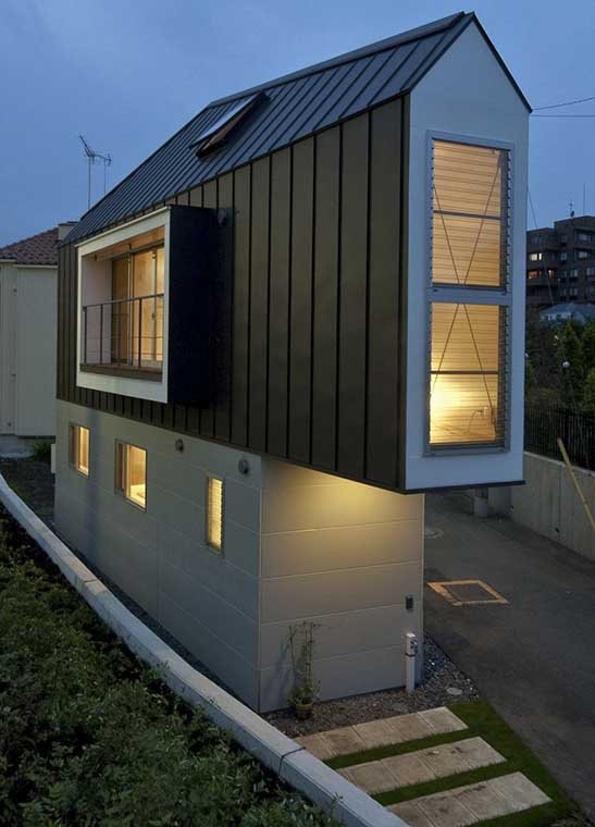 Stunning Narrow House Design Ideas